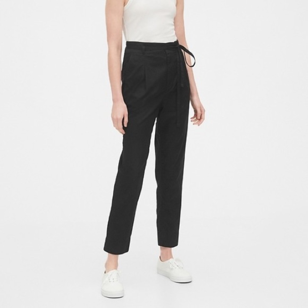 Gap Paperbag waist Khaki